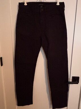 LOT: TWO Banana Republic Men's Slim 5-Pocket Pants (LOT: 1 black and 1 brown)